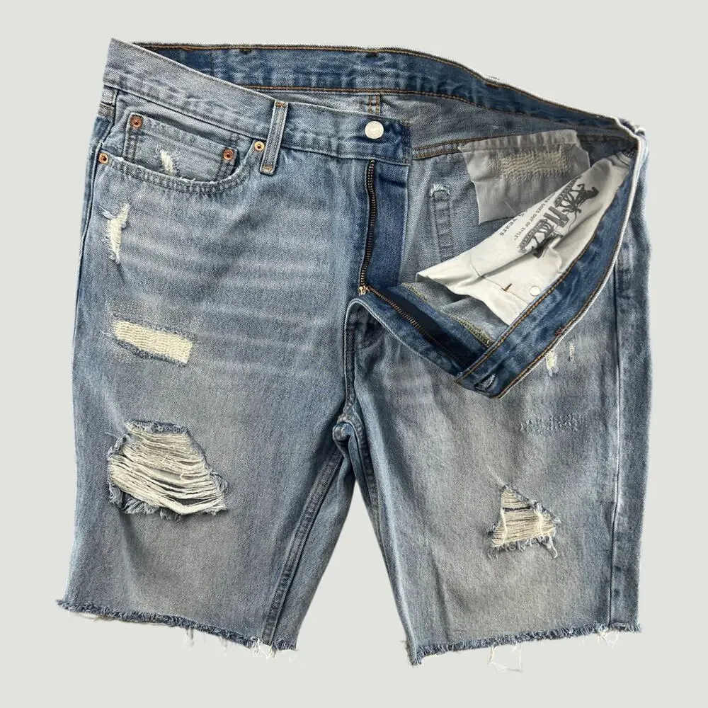 Levi’s 511 Distressed Denim Shorts Light Wash Men’s 38 Cutoff Jean